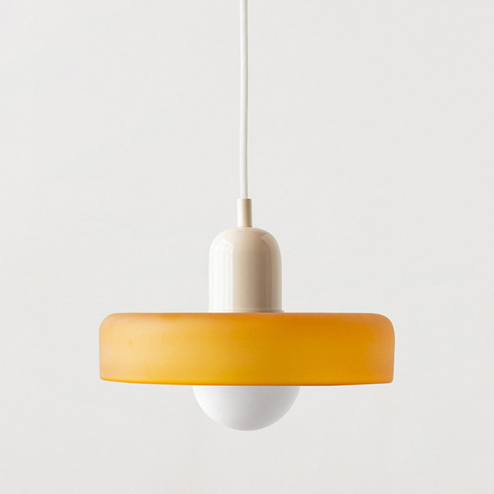 Bauhaus pendel | Farvet glas | Moderne design | Energibesparende lyskilde | Funktionel elegance | Ideel til stue og spisestue | Livlig touch | Elegant detaljeret belysning | Alsidig og stilfuld lampe