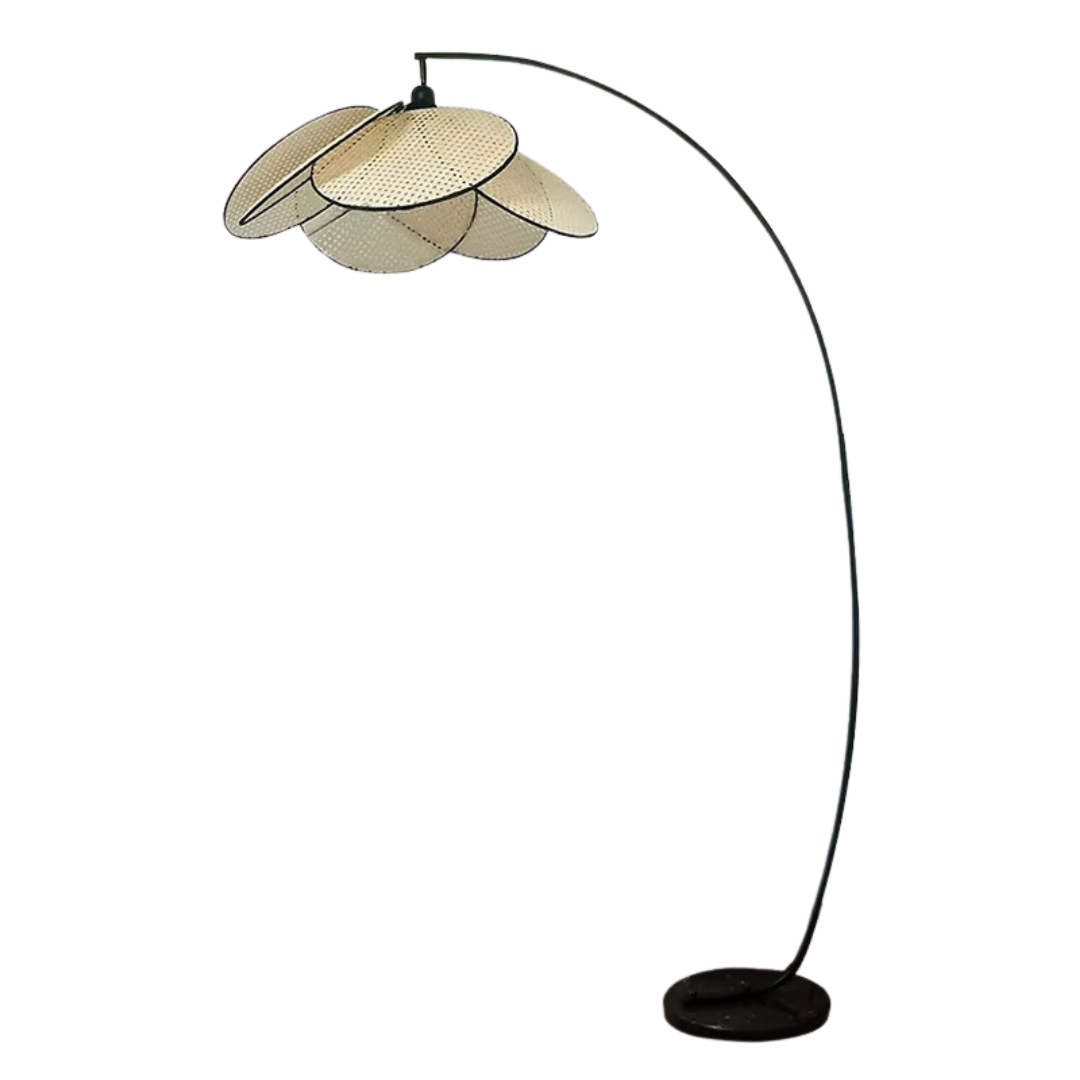 RattanLuxe | Élégante lampe sur pied bleue | Design élégant avec abat-jour en rotin | Cadre métallique moderne | Éclairage intérieur | Parfait pour