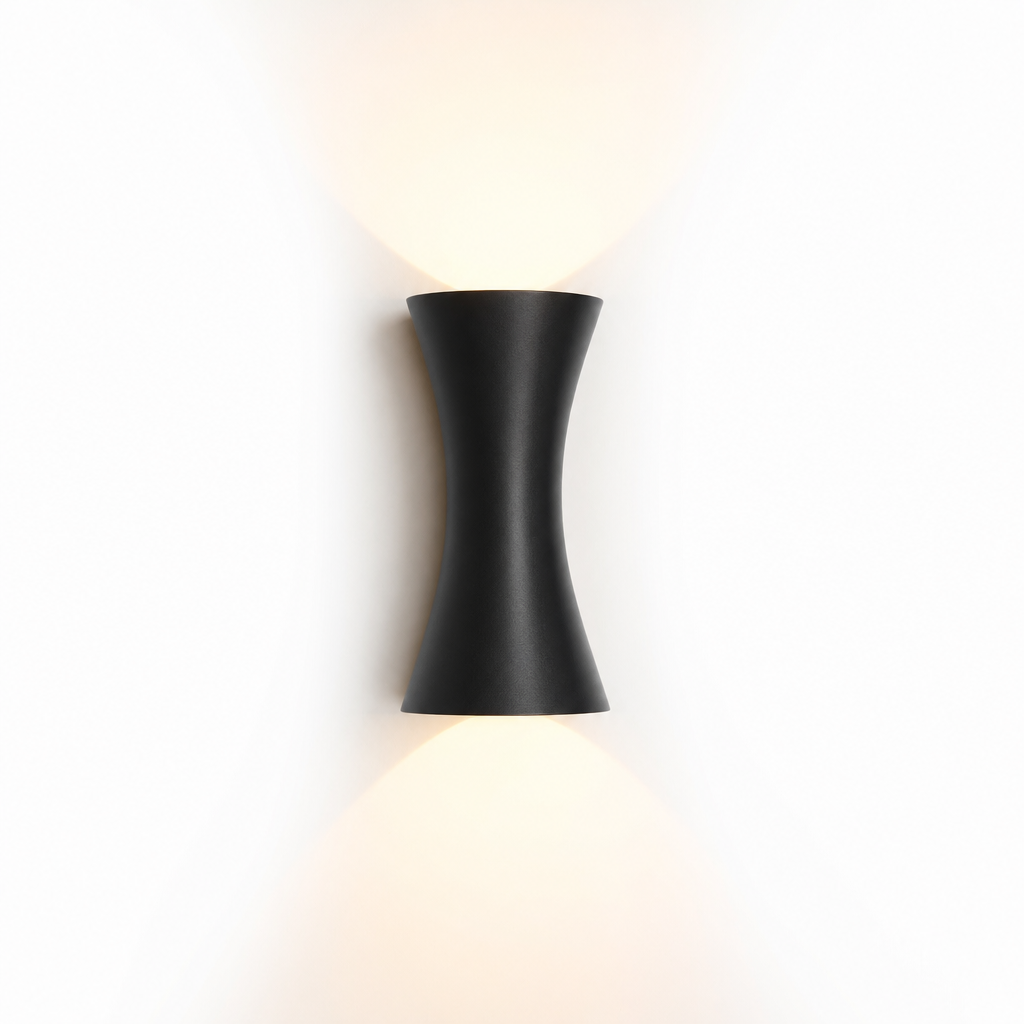 AquaShield | Vägglampa för utomhusbruk | Aluminiumdesign | Vattentät IP65 | 12W LED-lampa | Svart modern stil | Enkel installation | Robust konstruktion | Välkomnande atmosfär | Väderbeständig | Lång livslängd