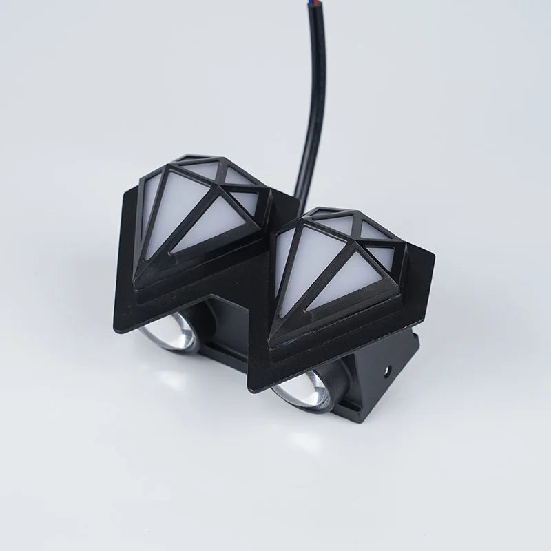 AquaGuard Außenwandleuchte | IP65 Wetterbeständigkeit | LED Helligkeitswahl | Einfache Installation | Langlebiges