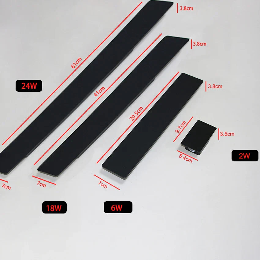 RainLight | Vejrbestandig udendørs væglampe | Aluminiumskonstruktion | Moderne og elegant design | IP65 beskyttelse | Nem installation | Ideel til