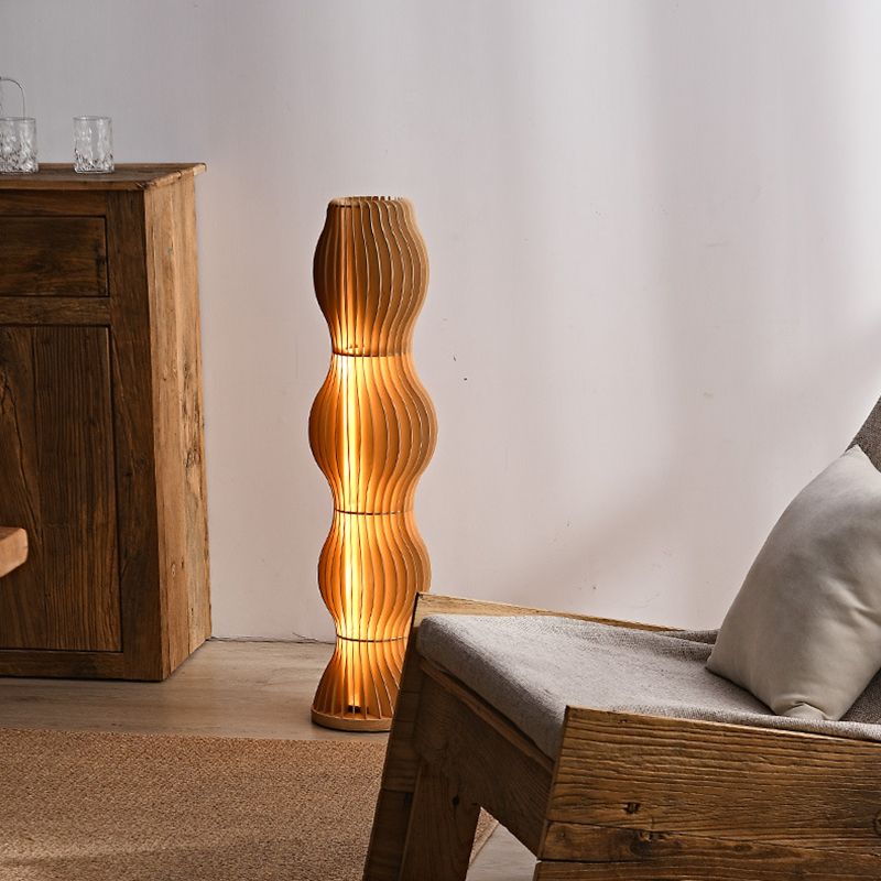 Celso | Modernes Design | Wellenförmige Stehlampe | Hohe Qualität | Effektive Beleuchtung | Wohnzimmer | Schlafzimmer | Langlebige