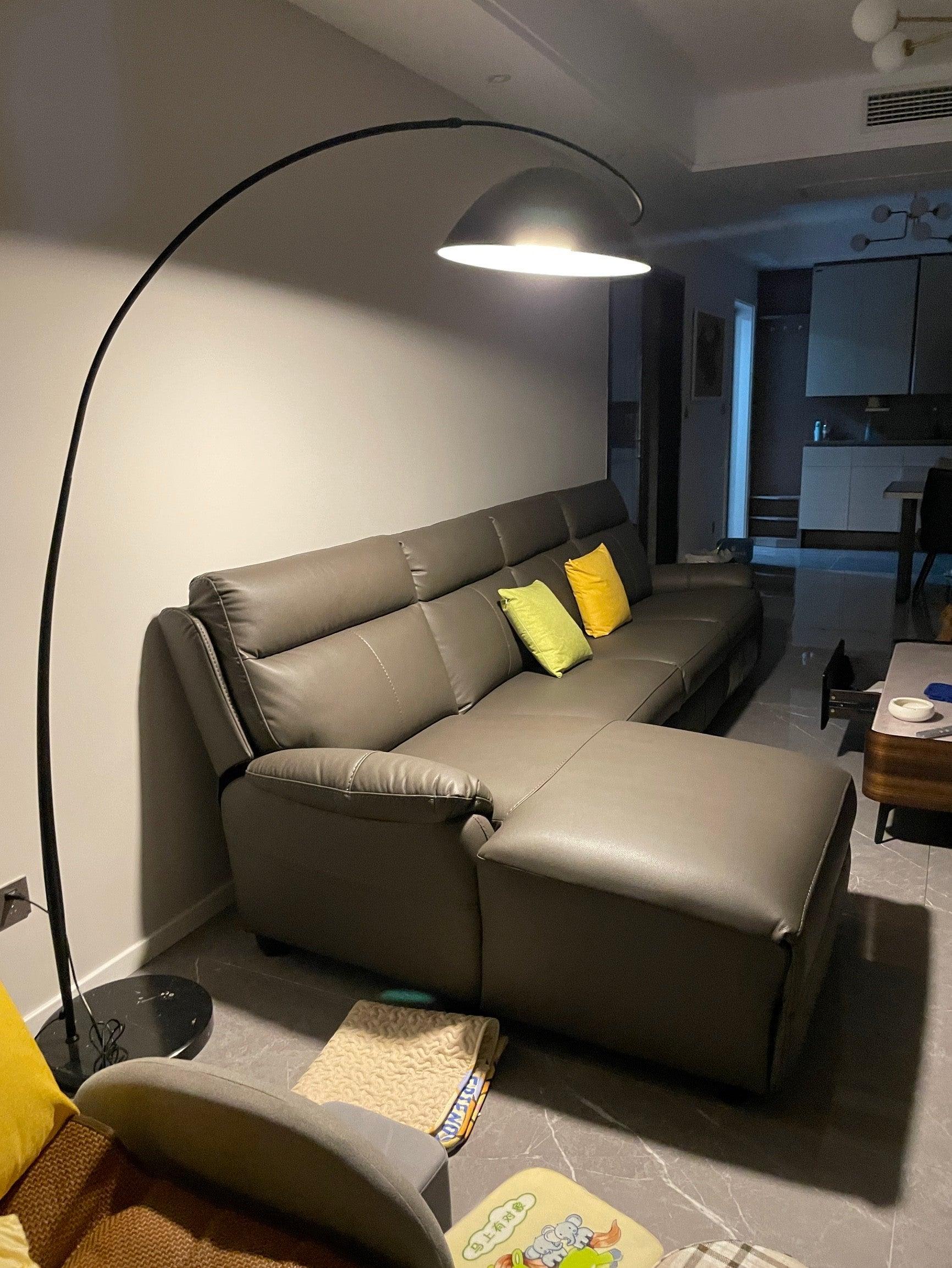 Skandinavische Stehlampe | Flexibler Rotierender Schirm | Schlankes Metall-Design | LED/Edison Kompatibel | UL, ETL, CE Zertifiziert | Verstellbarer