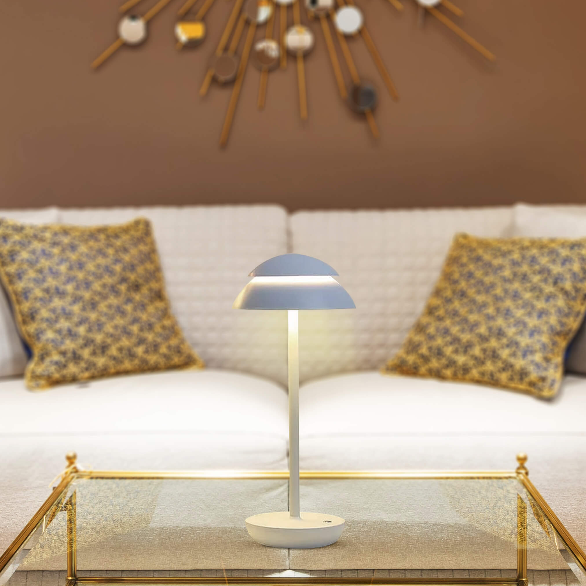 IllumiTouch | Trådlös bordslampa | Uppladdningsbar | Dimbar LED | Modern design | 3000K varmvit | 15x34 cm | ABS-fibermetall | Lång batteritid | Perfekt för hemmet, kontoret och utomhusbruk | Vattentät