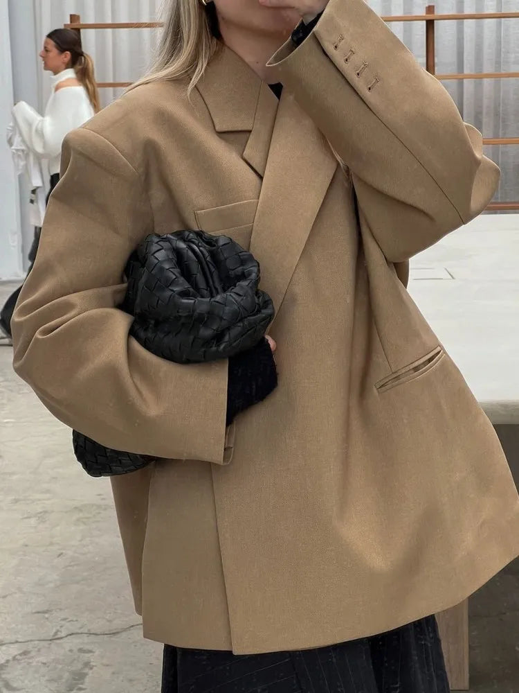 Zoey Jacke | Trendy Oversized Look | Unik Twist | Hochwertiges Material und Komfort | Vielseitig für Alltags- und Geschäftsgebrauch | Mehrere Farben