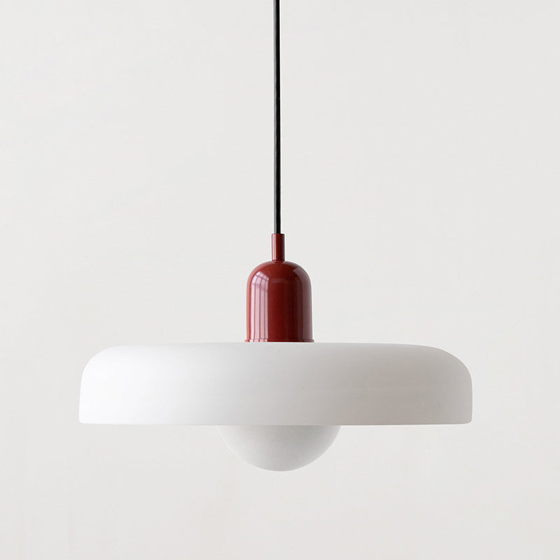 Bauhaus pendel | Farvet glas | Moderne design | Energibesparende lyskilde | Funktionel elegance | Ideel til stue og spisestue | Livlig touch | Elegant detaljeret belysning | Alsidig og stilfuld lampe