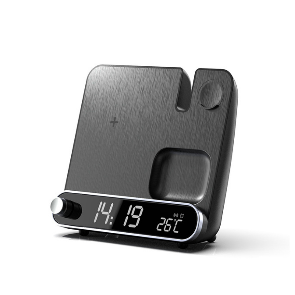 3-i-1 Trådløs Oplader | Vækkeur Funktion | Qi 15W Hurtigopladning | Kompatibel med iPhone 8-14, AirPods Pro, Apple Watch 2-7 | Kompakt Design til Natbord | USB-C Kabel medfølger | Overladningsbeskyttelse