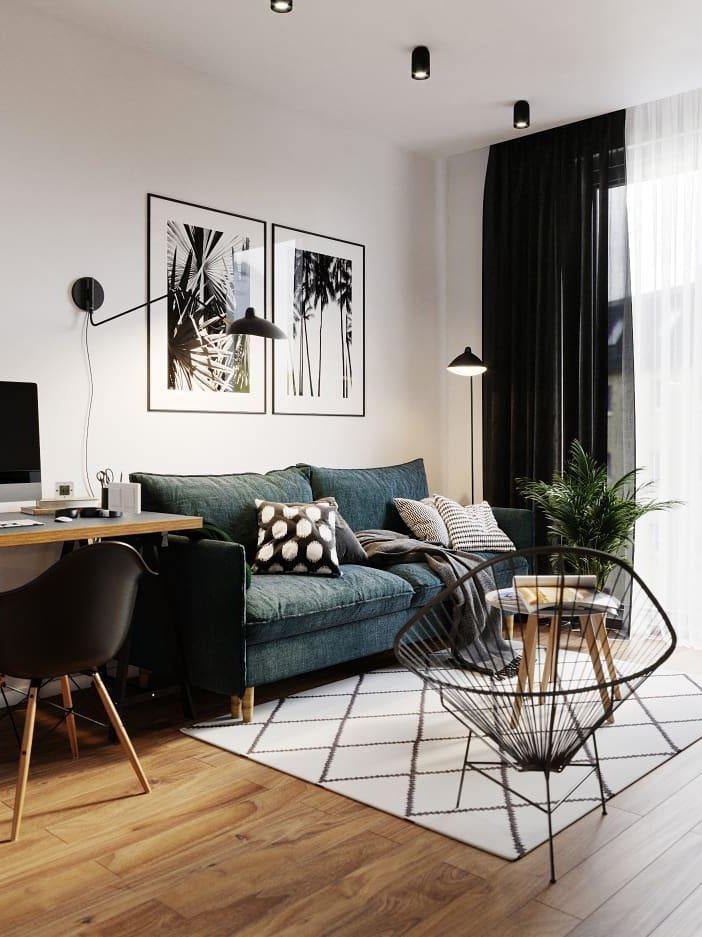 Serge Mouille | Dreibeinige Stehlampe | Verstellbare Arme | Skulpturales und kinetisches Design | Metall- und Messingmaterialien | LED- oder