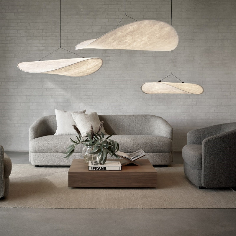 Sivelle Pendel Lampe | Wabi-Sabi Design | Kreativ Silke | Organisk Form | Integreret LED | Sort/Hvid