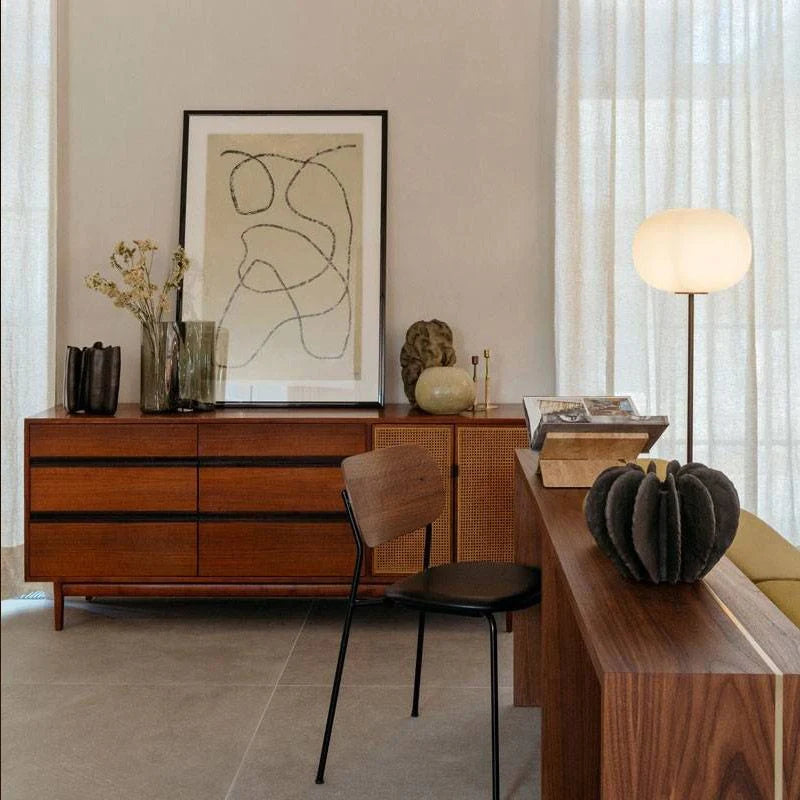 Quinova | Moderne Stehlampe | Schlankes Design | Luxuriöser Marmorfuß | Robust und Elegant | Für Wohnzimmer, Schlafzimmer oder Büro | Zeitloser Look