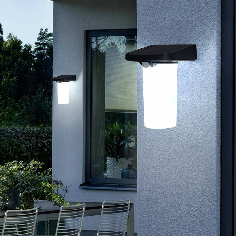 AquaGuard | Energiesparende LED Bewegungsmelderlampe | Außen Wasserdichte Gartenbeleuchtung | Automatisches Einschalten