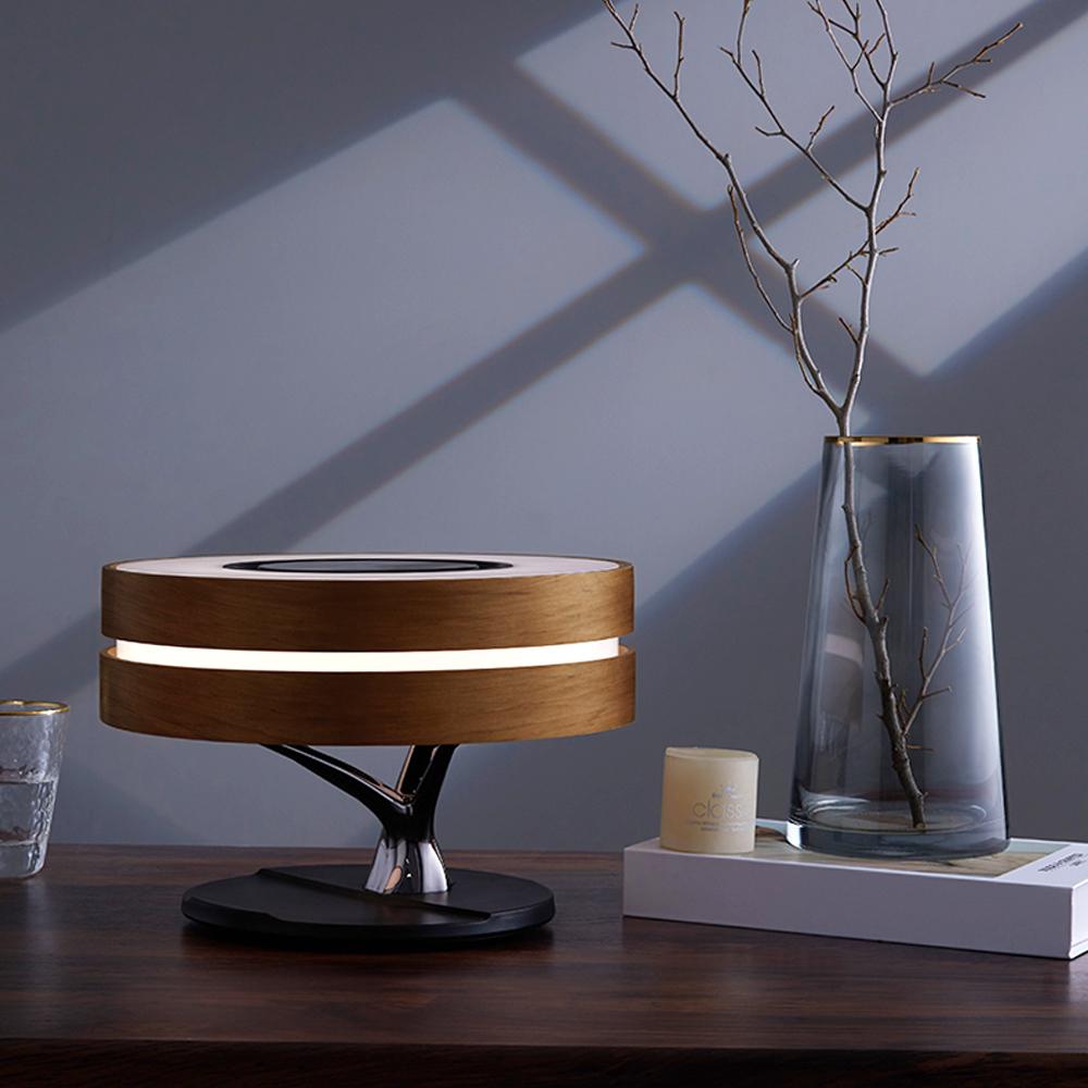 Lampe de bord LED | Design rond en bois | Haut-parleur Bluetooth intégré | Charge sans fil | Luminoir | Éclairage moderne