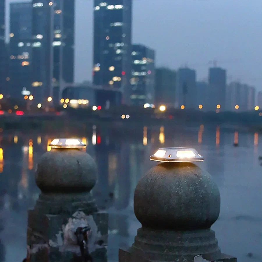 Solarbetriebenes LED-Licht | Außen Gartenbeleuchtung | Drahtloses Solarpanel | Energiesparende Lampe | Einfache Installation | Ideal für Wege und