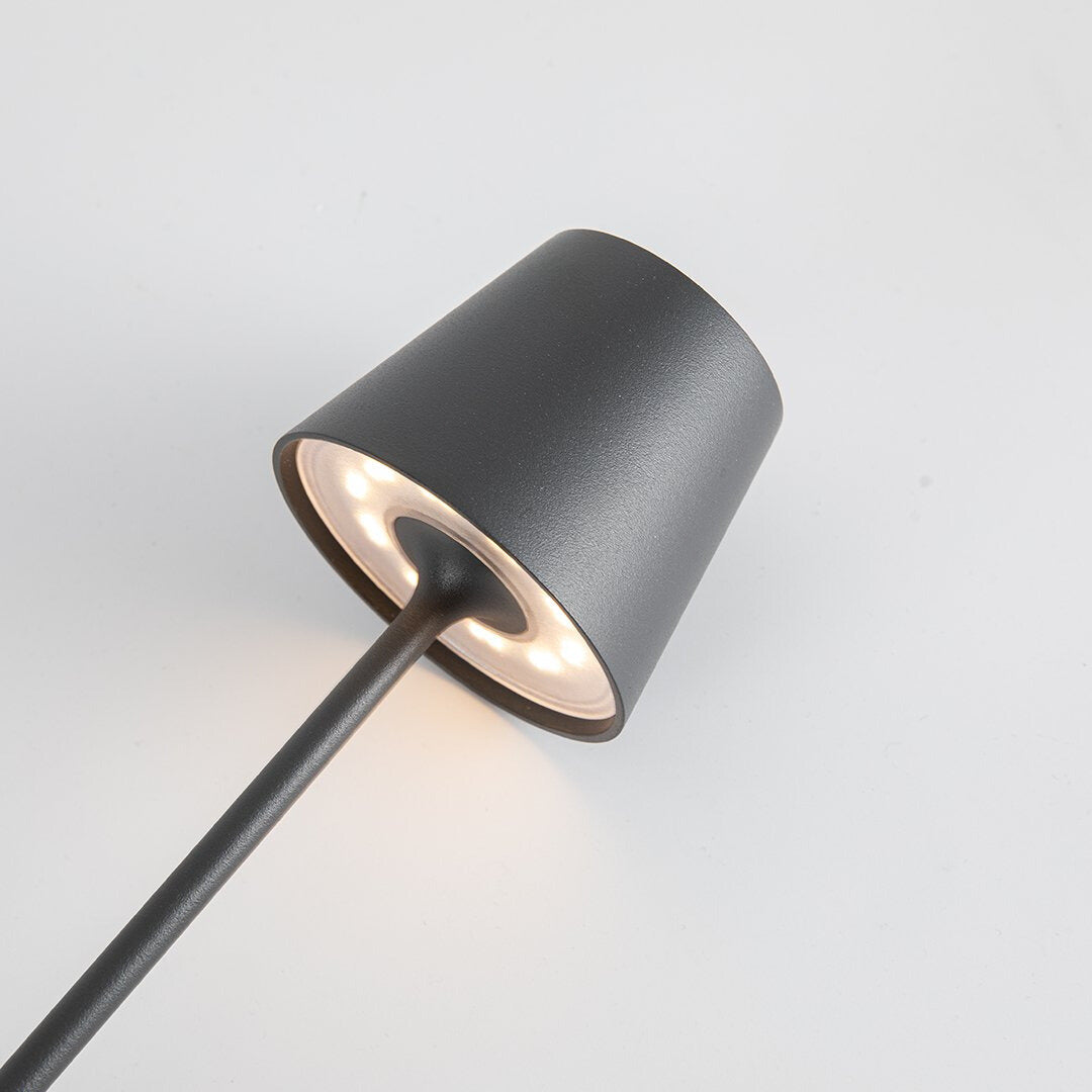 NOVA | LED | Schöne schlanke Lampe für den Schreibtisch | Modernes Design