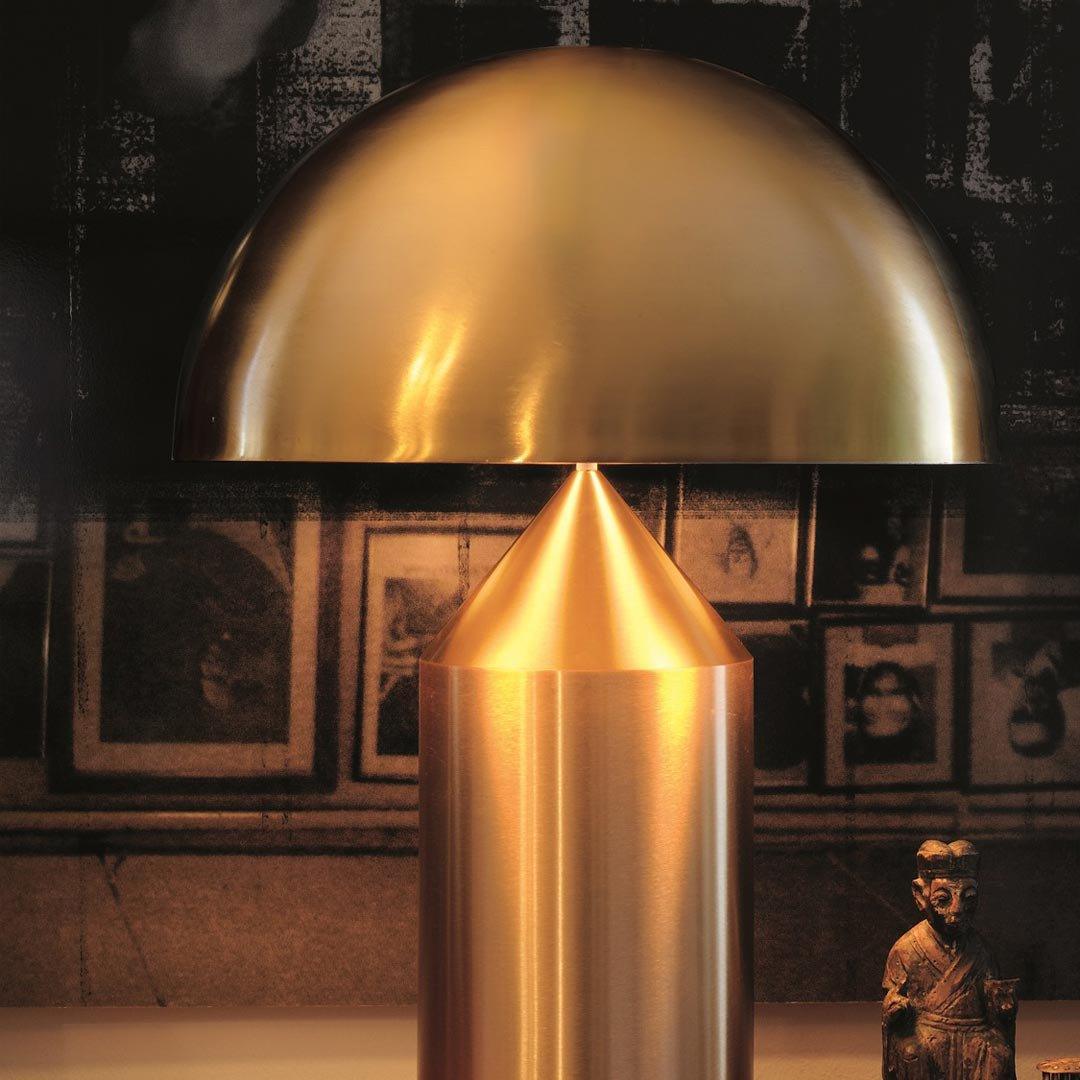 Luna | Metalowa lampa stołowa | Nowoczesny design | Regulowana | Elegancja dla domu | Biurko | Stolik nocny | Trwałe materiały | Różne rozmiary