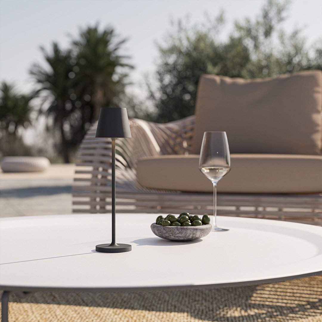 NOVA | LED | Schöne schlanke Lampe für den Schreibtisch | Modernes Design