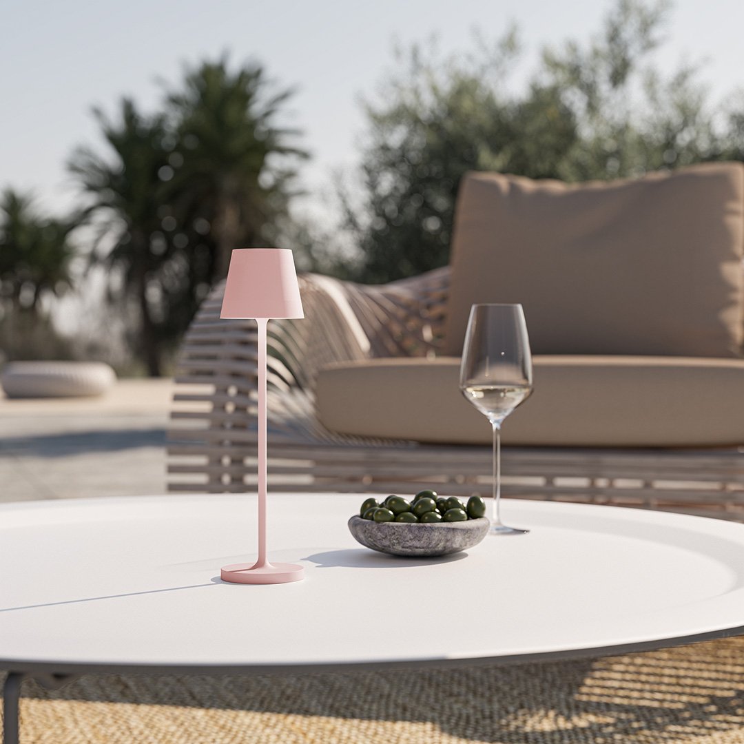 NOVA | LED | Schöne schlanke Lampe für den Schreibtisch | Modernes Design