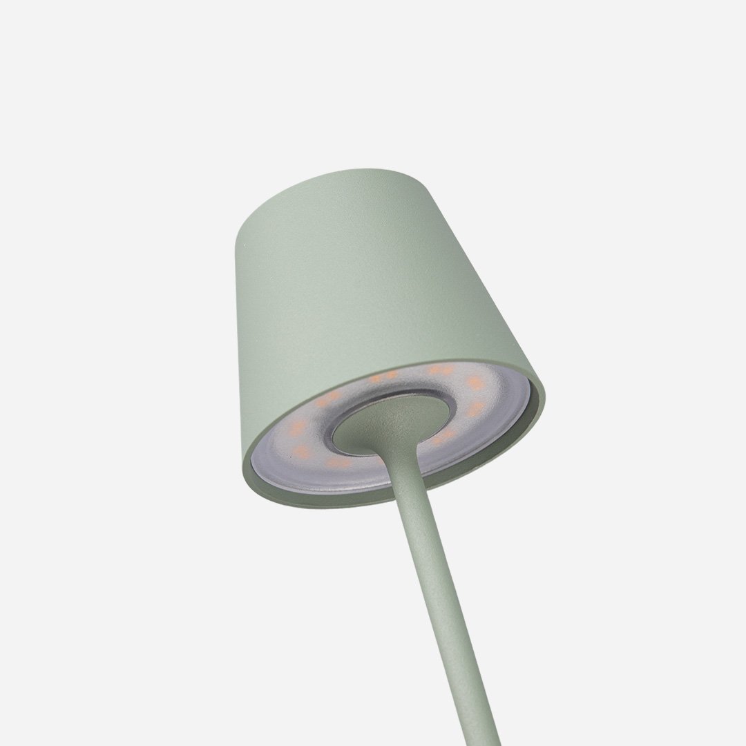 NOVA | LED | Schöne schlanke Lampe für den Schreibtisch | Modernes Design