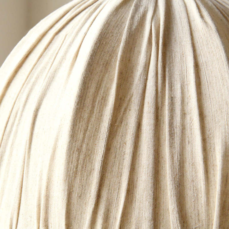 EcoLume | LED Pendellampe | Beige Stof | Skandinavisk Design | Justerbar Kabel | 50 cm Diameter | Varm Hvidt Lys | Lang Levetid | Indretning