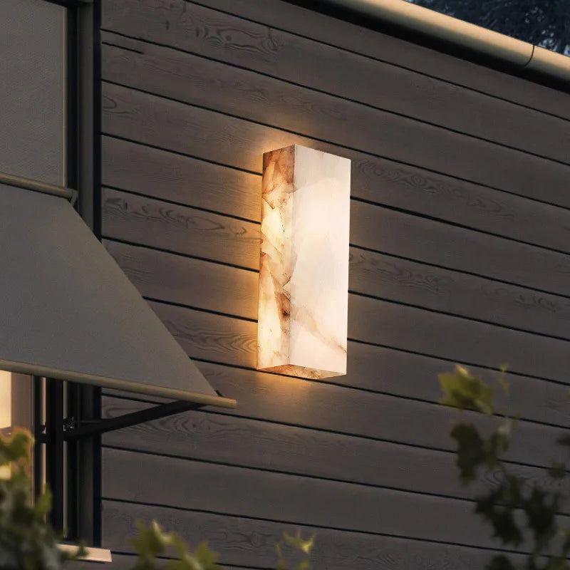 Lampe murale extérieure de luxe en marbre | Marbre espagnol de haute qualité | Éclairage élégant pour jardin et allée | Design durable et élégant