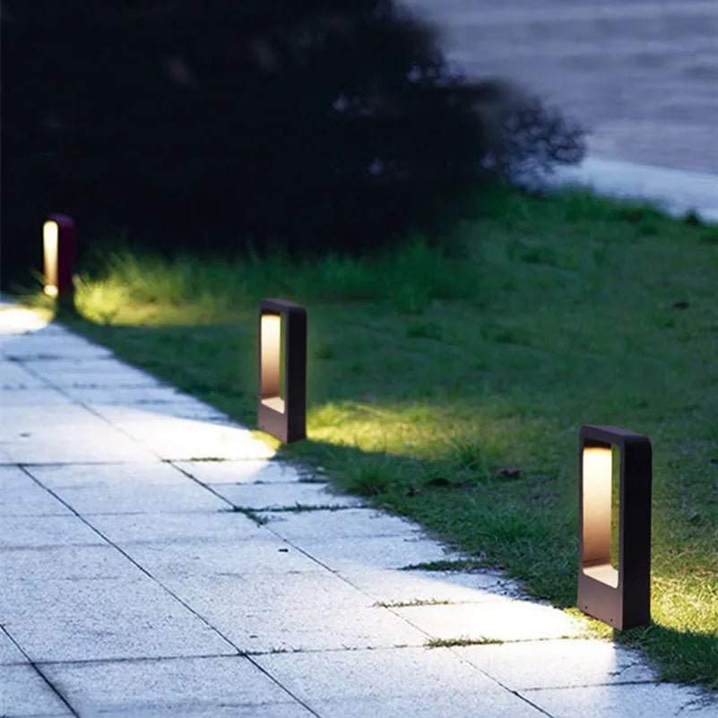 TerraLuxe | Moderne Udendørs Havelampe | Robust Aluminium | Vejrbestandig | Effektiv Havebelysning | Indkørsler & Stier | 15W | Elegant Design