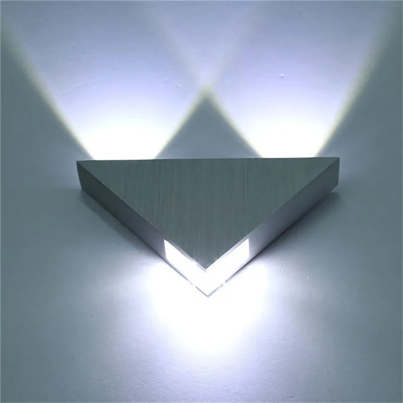 LuminousFence | Solcellelampe til Haven | Automatisk Tænd/Sluk | Lang Levetid | Nem Installation | Bæredygtig Belysning