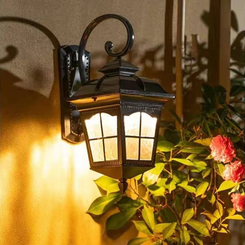 LuminoirBuiten | Stilsikker udendørs væglampe | Vejrbestandig E27 | Elegant belysning til have og terrasse | Nem installation | Holdbart design | Chic og varm atmosfære | Højde 24 cm | AC85-265V