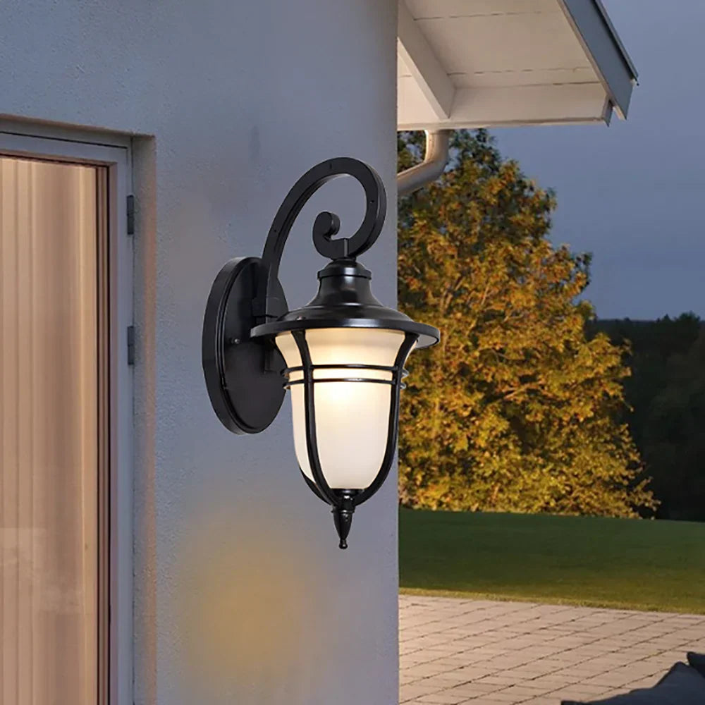 NieuweGloed | Vintage Udendørs Væglampe | Rustikt Design | Støbejern-Aluminium og Glas | E27/E26 Sokkel | AC85-260V | Vandtæt og Velegnet til Terrasse og Veranda
