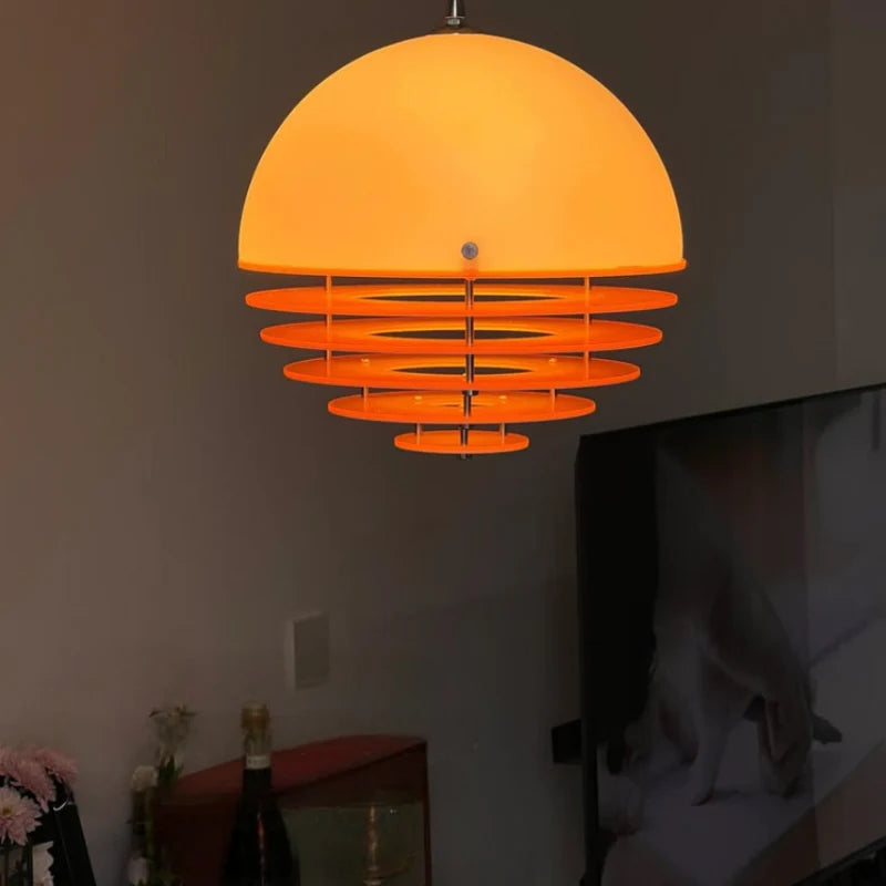 Hrafen Loftlampe | Glas Pendel | Unik Dome Design | Orange og Hvid | Elegant Atmosfære | E27 Fatning | Moderne Belysning | Akryl og Metal | 110-240V | Til Stue, Kontor, Café | IP20