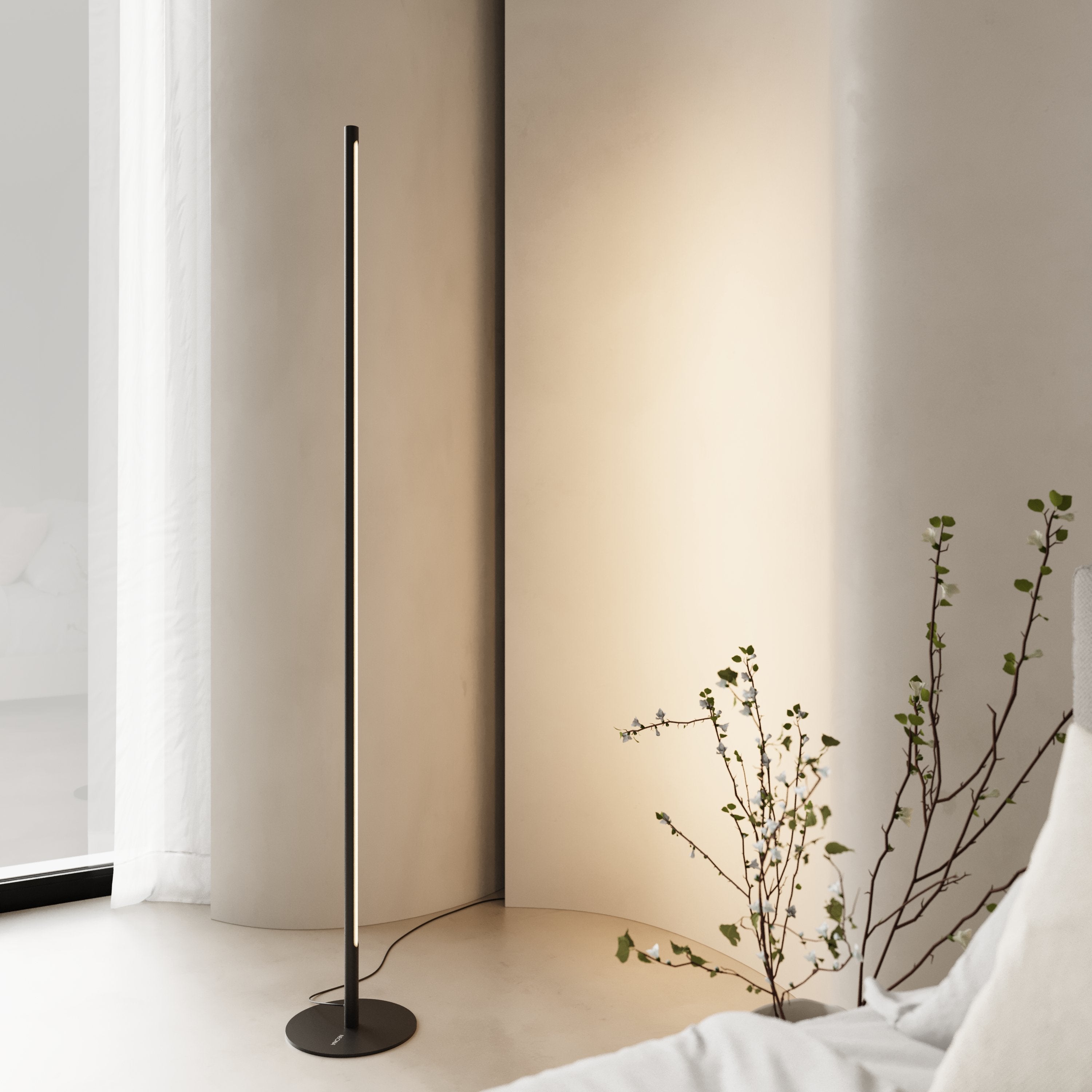 CELESTINO | Elegant gulvlampe | Justerbar belysning | Moderne design | Høj kvalitet | Til stue og kontor