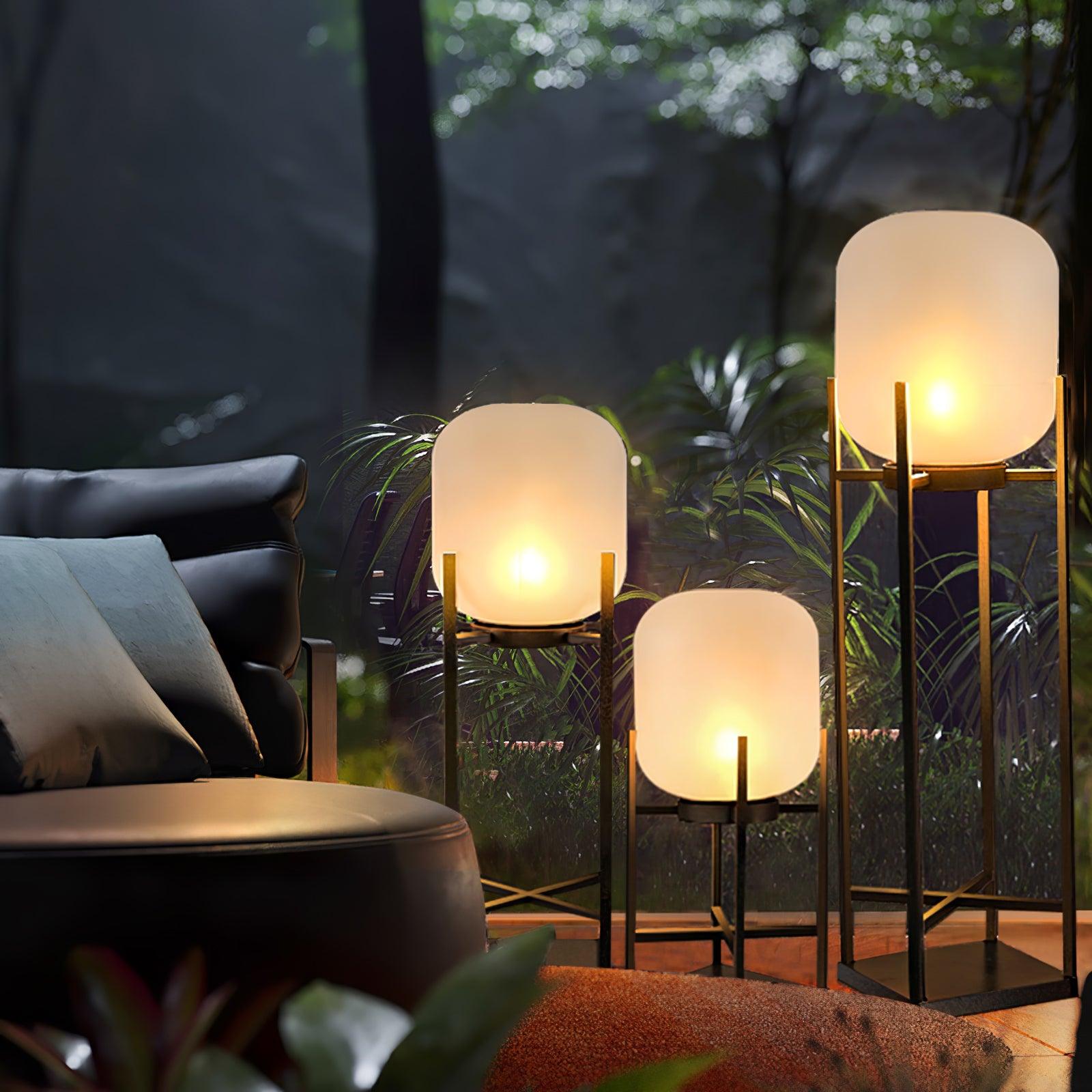 Udendørs solcelledreven standerlampe | Rustfrit stål og glas | IP65 vandtæt | Indbygget LED | Automatisk opladning og tænd/sluk | Perfekt til have, terrasse og stier | Elegant belysning til natten