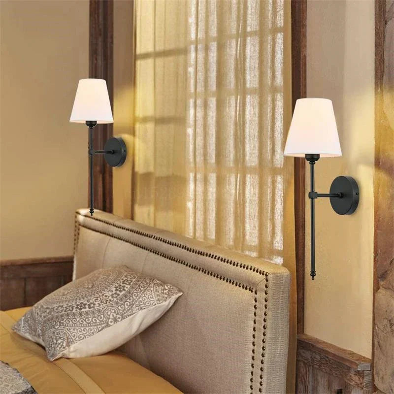 UrbanLuxe væglampe | LED | Metal | Amerikaner stil | 10W | 220V | 3000K varm hvid | 50.000 timer | Moderne design | 30x20x10 cm | Luminoir | Indendørs | Elegant belysning