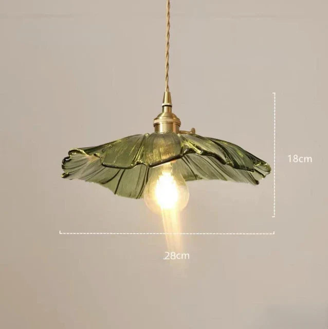 LuminousFlower | Blomsterformet Loftbelysning | Glassten Materiale | 220V | Elegant Design | Naturlig Skønhed | Varmt Lys | Hjemdekor | Indendørs Lampe | Fortryllende Atmosfære | Moderne Indretning