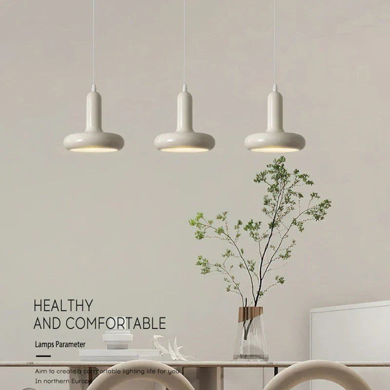 WaveGlow | Justerbar LED Pendel | Moderne Køkkenbelysning | Aluminium & Plastik | Energibesparende Design | 100 cm Lang