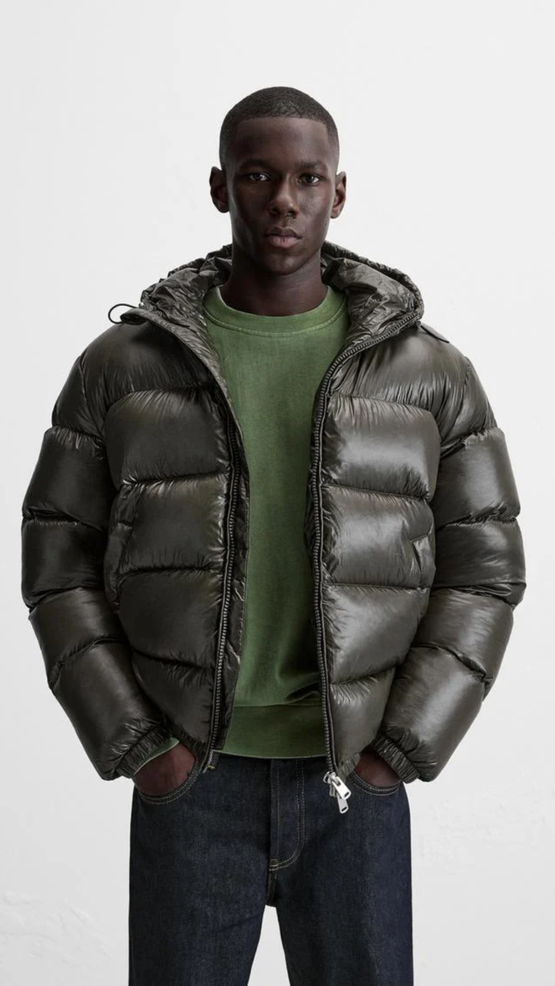 Vandtæt Pufferjakke Herre | Grå andedun | Genanvendt Polyamid | Justerbar Hætte & Krave | Elastiske Manchetter | Trendy & Funktionel | Str. XS-XXL