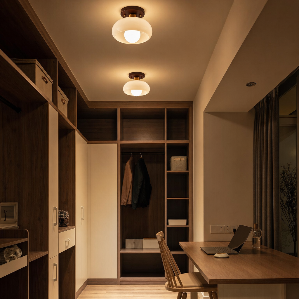 Franse Bauhaus Plafondlamp – Warm Sfeervol Licht met Houten Detail