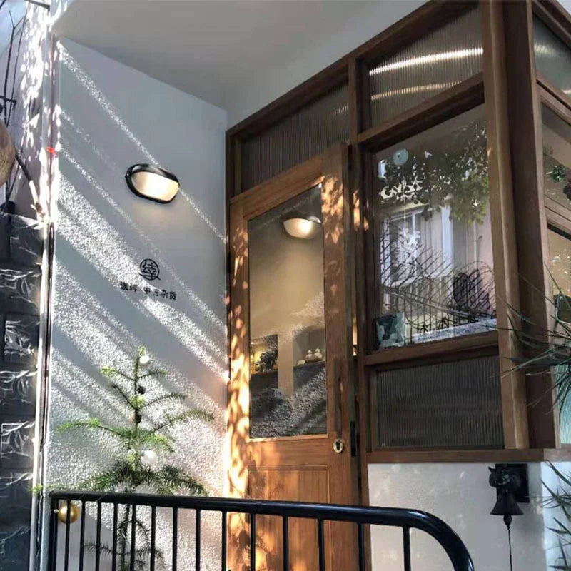 IronLicht | Industriel udendørs væglampe | IP65 Vejrbestandig | E27 LED-kompatibel | Moderne design i aluminium | Ideel til Terrasse og Have | Sorter Udfør | 110-240V
