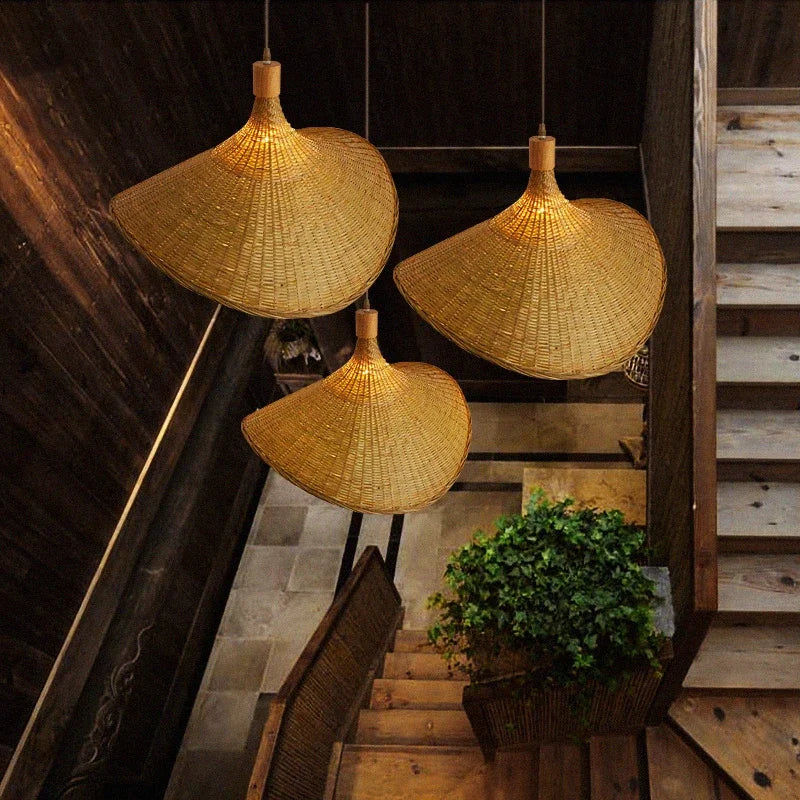 EcoLoom | Bambus Fletværk | Hængende Lampe | Naturlig og Bæredygtig | Ø30-100cm | Diffus Belysning | Luminoir