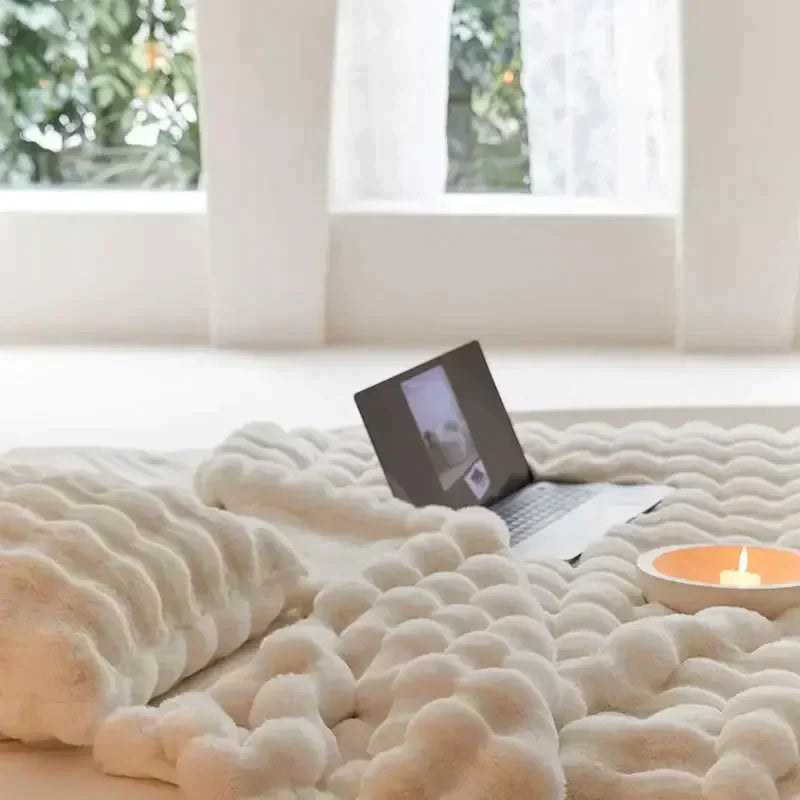 SnugWrap™ | Blødt plysuld tæppe | Elegant indretningstouch | Komfort og varme året rundt