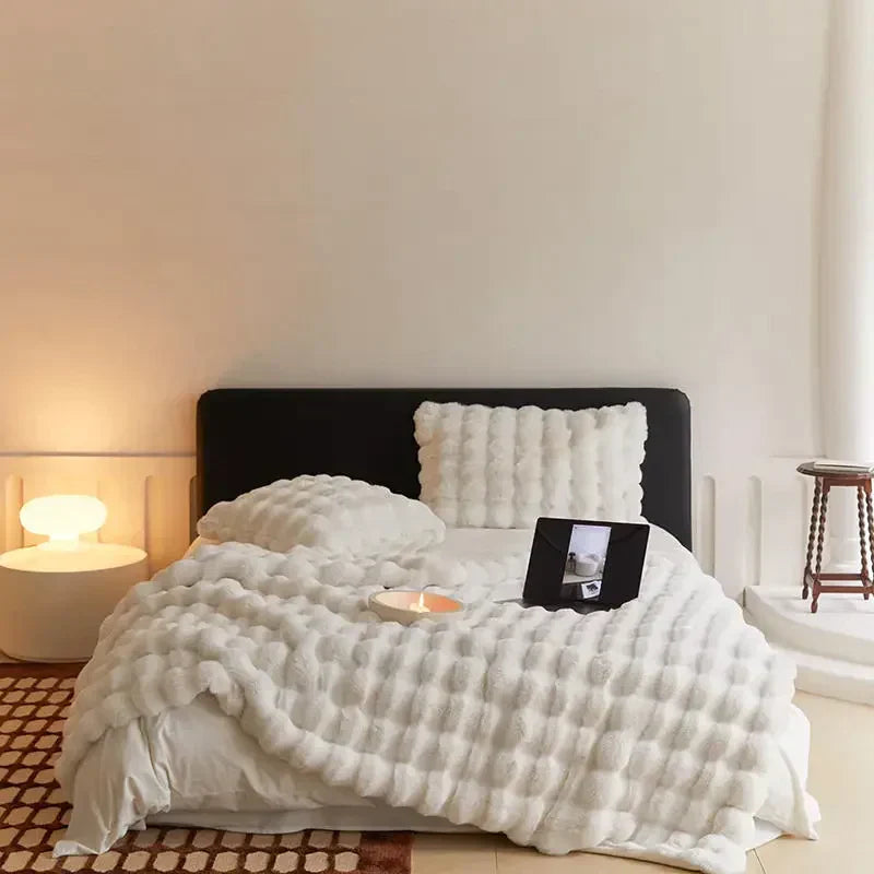 SnugWrap™ | Blødt plysuld tæppe | Elegant indretningstouch | Komfort og varme året rundt