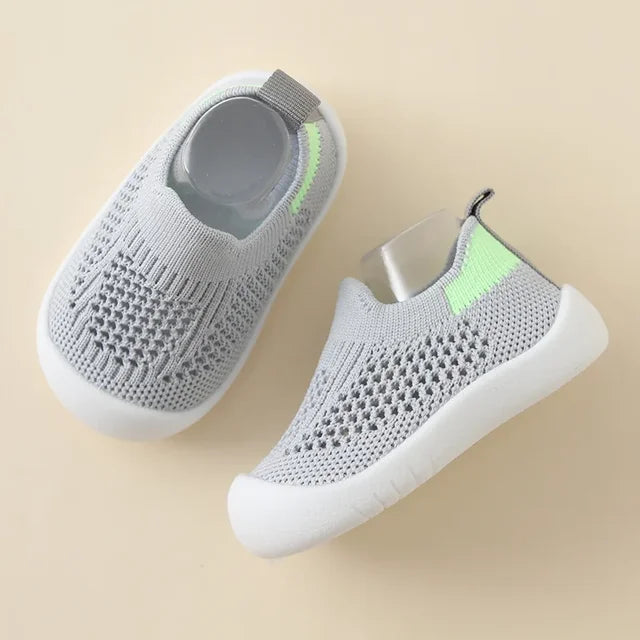 HappyFeet Comfy | Sko til Børn | Åndbar Komfort | Robust og Skridsikker Sål | Perfekt pasform | Ideelle til Aktive Børn | Størrelseguide Inkluderet