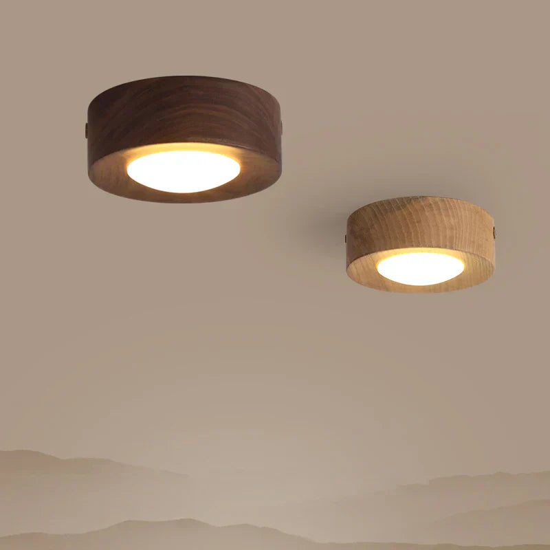 Valnød Loftslampe | LED Teknologi | Håndværkskunst i Træ | Elegante Cirkulære Design | Klar Belysning til Enhver Stue | Energieffektiv og Holdbar | Perfekt til Hyggelige Rum &amp; Interiør